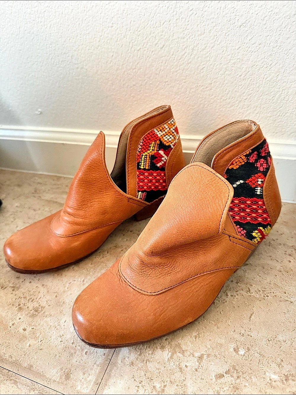 Brown & Red Embroidered Heeled Boots